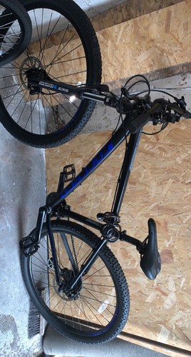 Carrera hellcat mountain bike - carrera,