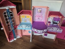 Barbie Car & Malibu Beach House inc. selection of furniture - Collection Only