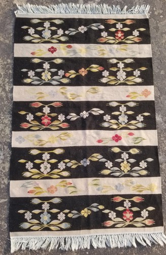 Vintage traditional handmade - traditional,