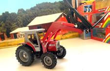 BRITAINS. ERTL.1:32. FARM