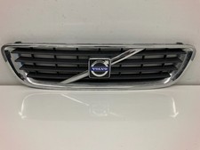 08-11 Volvo S40 Front Grill