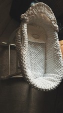 Baby Cot Moses Basket - Bubble Material and Stand