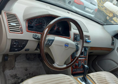 Walnut wood grain - dash, trim