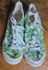 ROCKET DOG Jazzin Sneakers