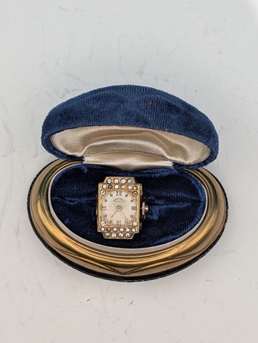 Ladies art deco - vintage,