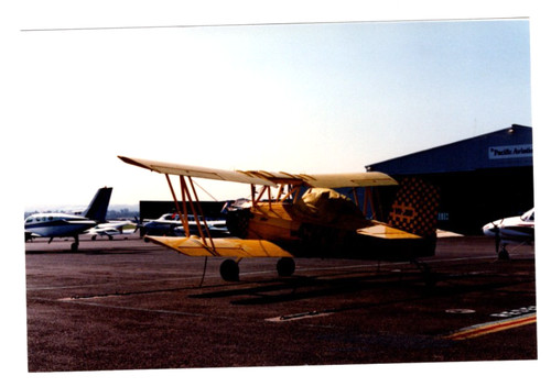 Havilland dh82 tiger moth - dh82,