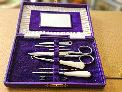 Antique etui sewing kit - etui, in