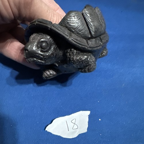 Vintage resin tortoise trinket - resin,