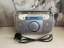 Vintage Sony CFD-E100L Radio