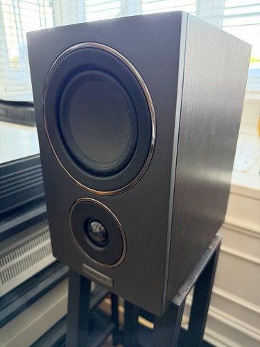 Mission lx1 bookshelf speakers - mission,