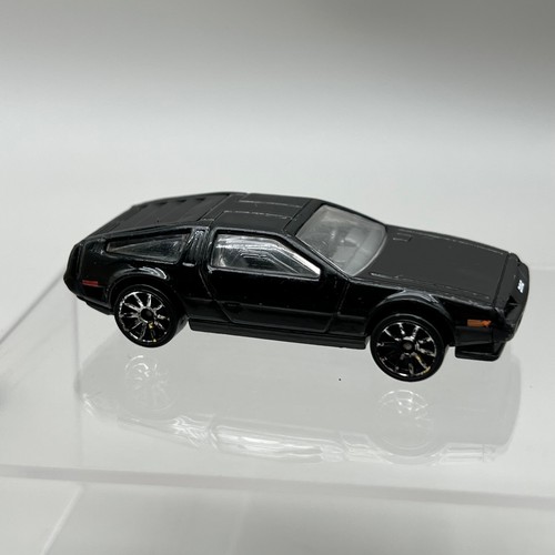 Hot wheels delorean dmc 12 - delorean, dmc-12