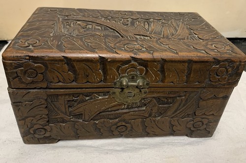 Carved wooden monkey - wooden,