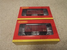 HORNBY R6537+R6537A BR HORSE