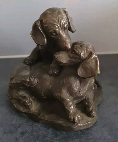 Labrador puppies sculpture - labrador,