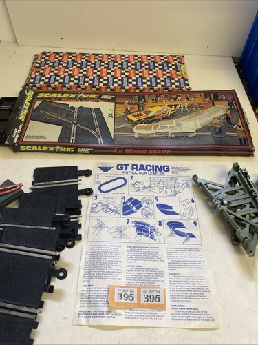 Scalextric mans start - mans, track