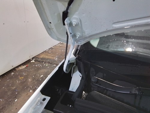 Bonnet hinge ford - rh,
