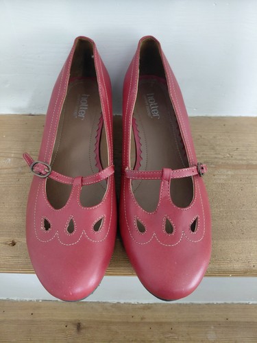 Hotter red mary - red,