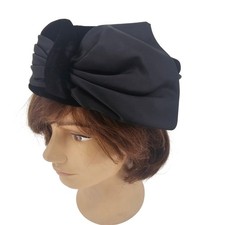 Vintage 1940s - 1950s Black