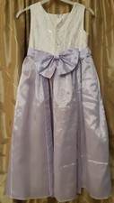 BHS - Lovely girls Cream/Lilac Bridesmaid/Party Dress age 9 -  Skirt with Bow 