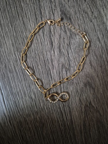 Gold colour chain link - colour,