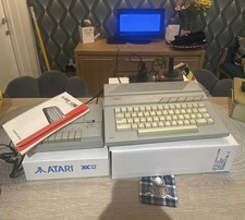 Atari 65xe computer - atari,