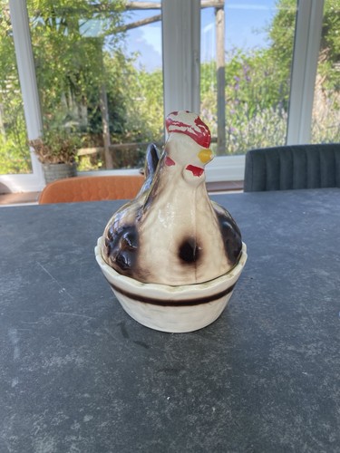 Vintage glazed ceramic hen - glazed,