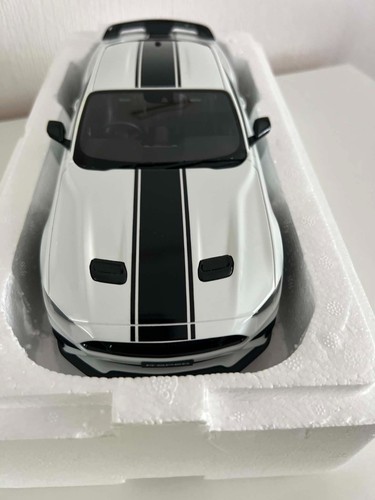 Spirit mustang spec white - mustang, r-spec