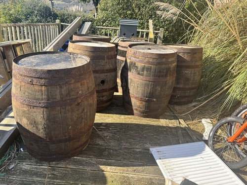 Oak barrels whisky - 6,