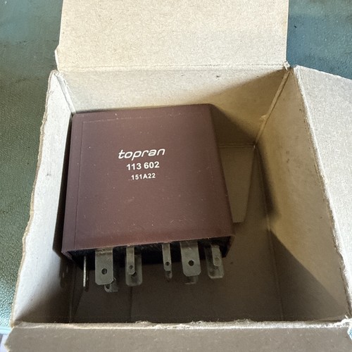 Wiper relay for vehicles