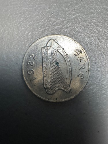 1982 ireland coin - ireland, p