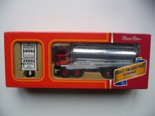 Corgi CC11703 - Guy Warrior