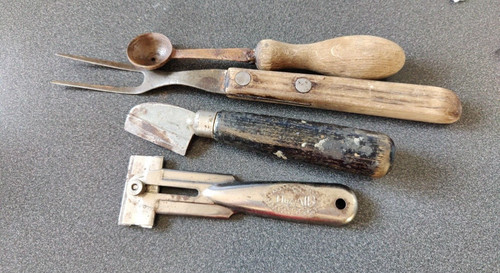 Antique wood shaving razor - antique,