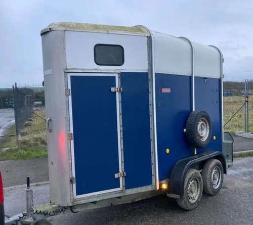 Ifor williams hb401 horsebox - ifor,