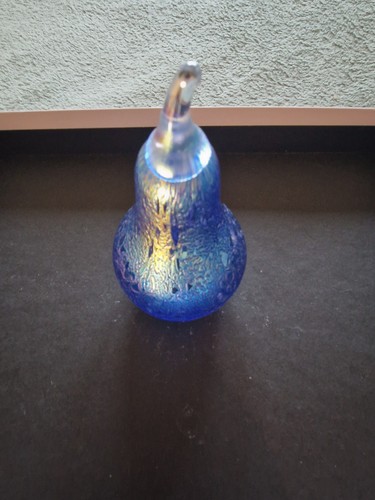 Heron glass medium azure blue - glass.,