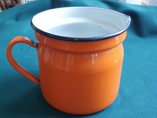 Vintage large enamel jug - large,