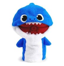 Baby Shark Splash & Spray