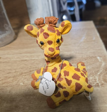 VTG 27TH MAY 1999 TREASURED PALS LANKY THE GIRAFFE RESIN ORNAMENT WITH HEART TAG