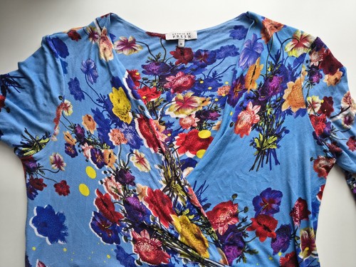Studio preen floral wrap - by,