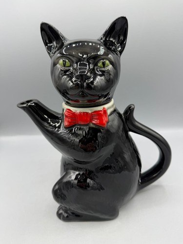 Wood potter black cat - wood, teapot