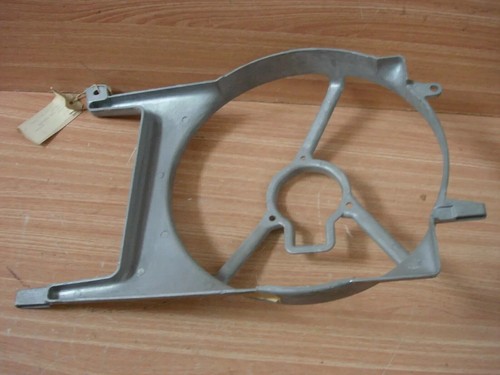 Engine fan shroud - engine,