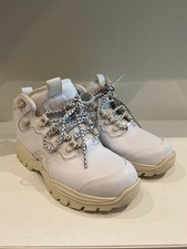 DCshoecousa Women's White Trainers Size 6.5