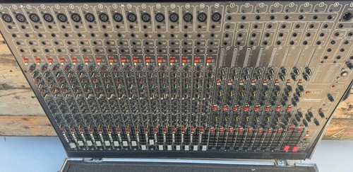Studiomaster 16 mixdown - 16:8:16,