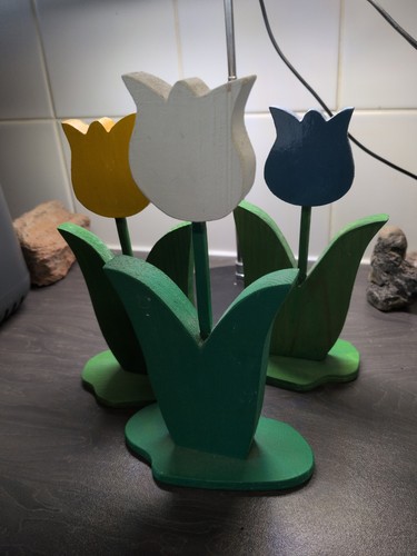 Set large wooden tulips - set,