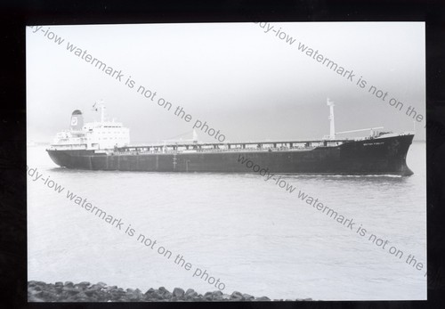 Tc0252 oil tanker - tanker,