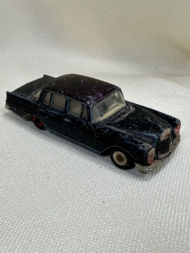 Dinky toys 186 mercedes benz - dinky,