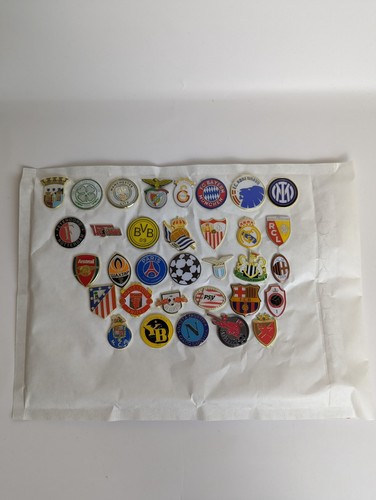 Champions league football pin - ,