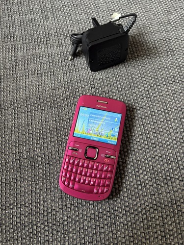 Nokia pink qwerty - c3, c3-00