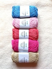 5 balls x 50g Hobbii : Rainbow