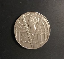 2001 Queen Victoria 5 Pound