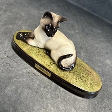 Beswick Siamese Cat on Mount